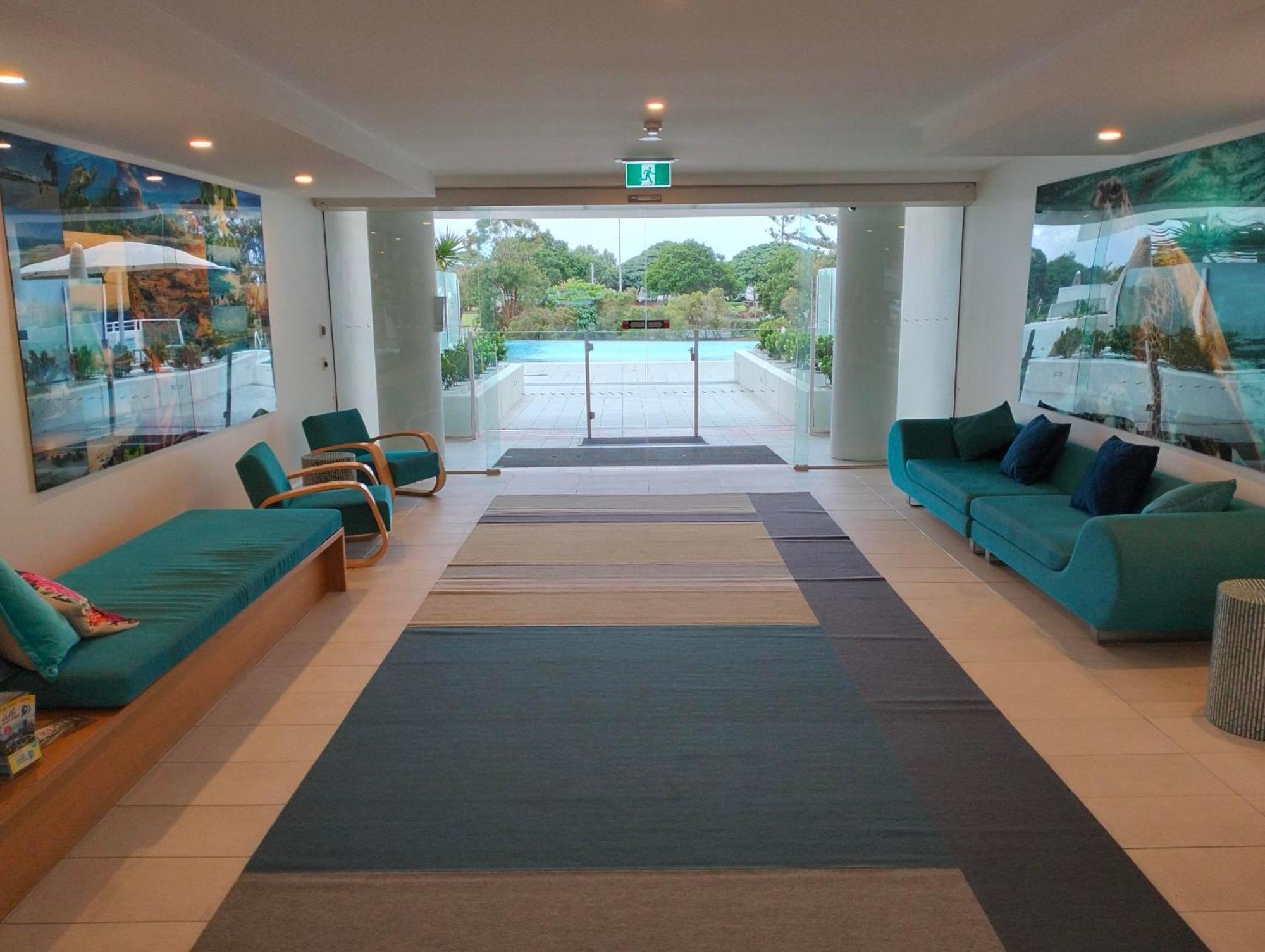 Kirra Surf Apartments Gold Coast Exterior foto